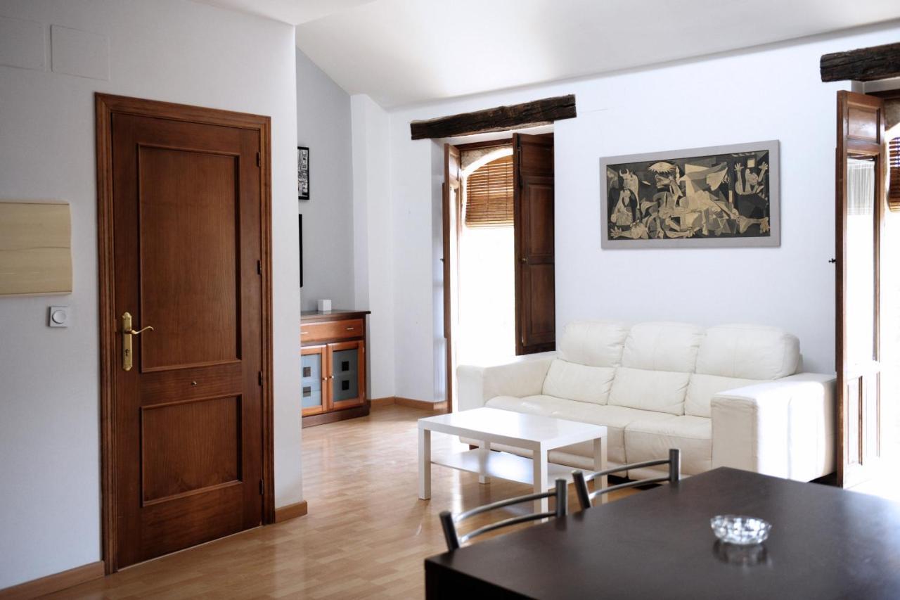 Vivienda Turistica Yamaries Hotel Ubeda  Exterior photo